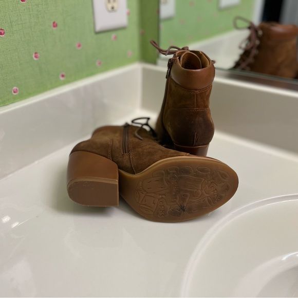 KORKS BOOTIES SIZE 6 - Picture 6 of 7